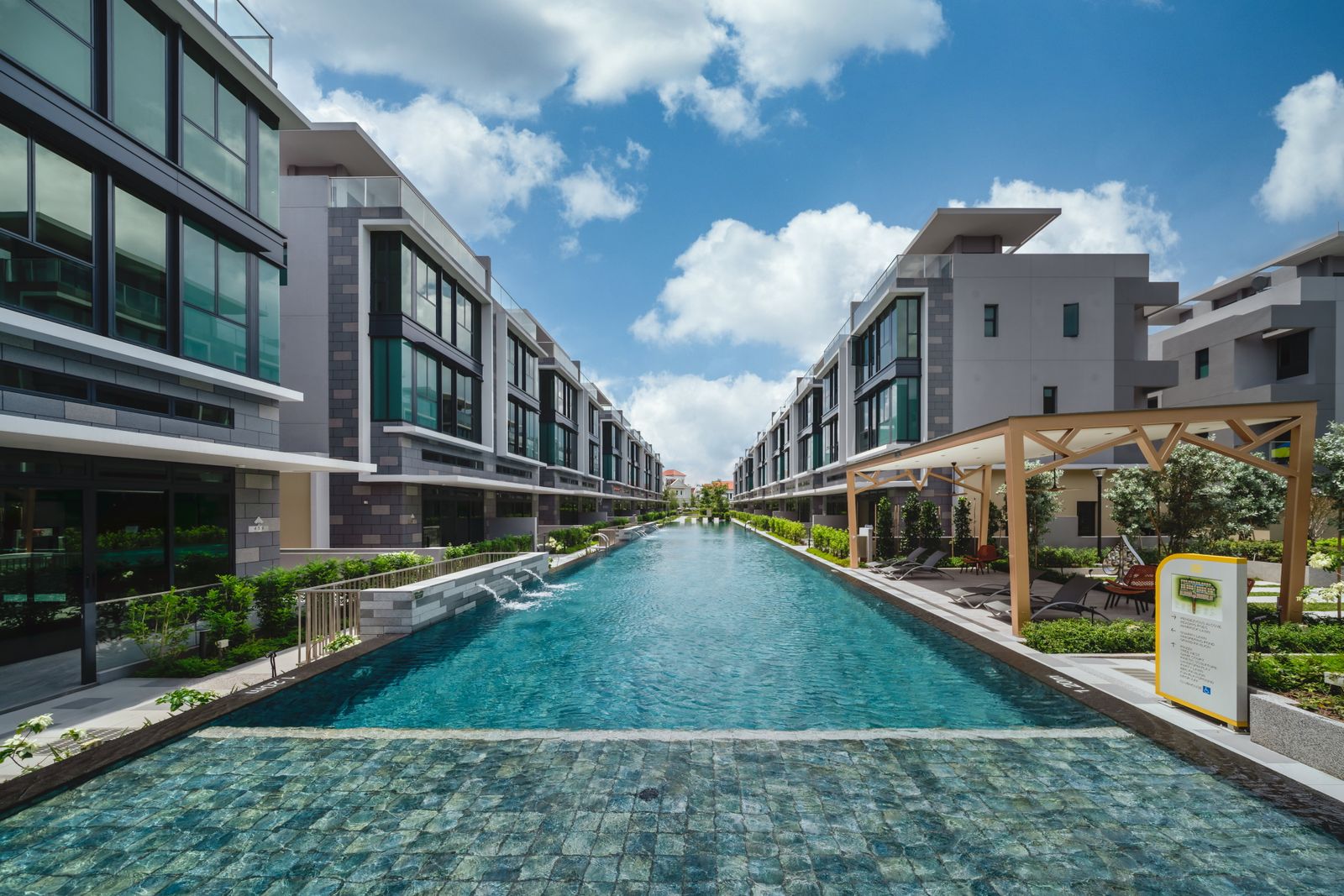 Belgravia Ace — Main Pool